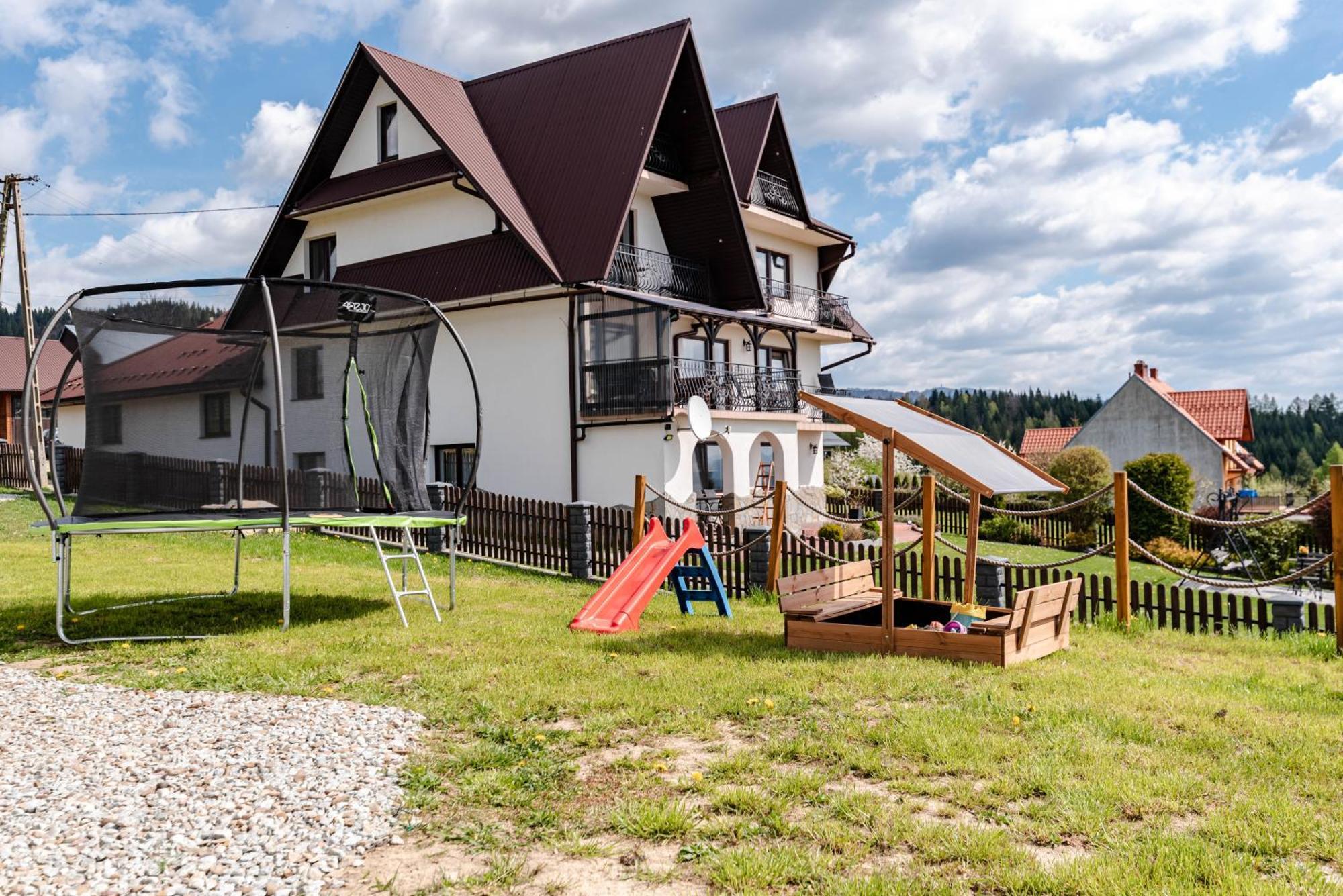 U Chmielakow-huba Z Widokiem Na Jezioro Czorsztynskie Tatry Balia Huba